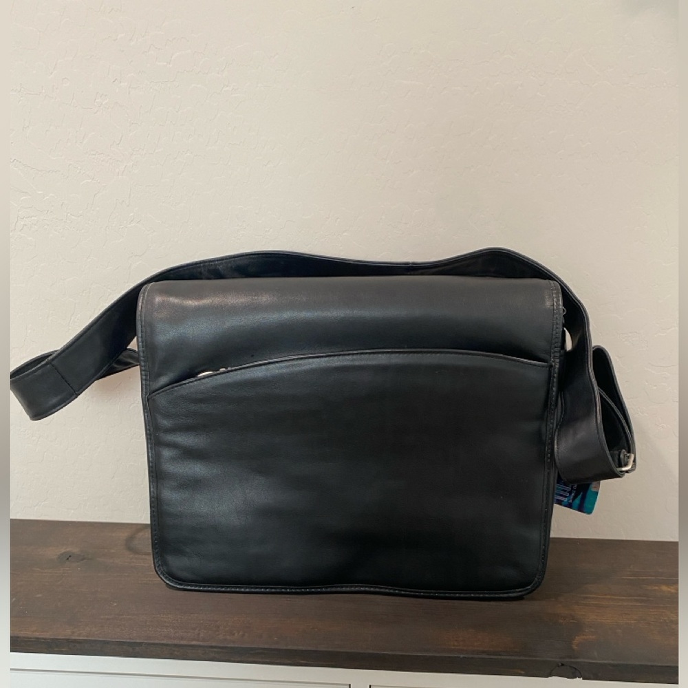 McKlein Lakeview Leather Laptop Messenger Bag Briefcase Black (43725)